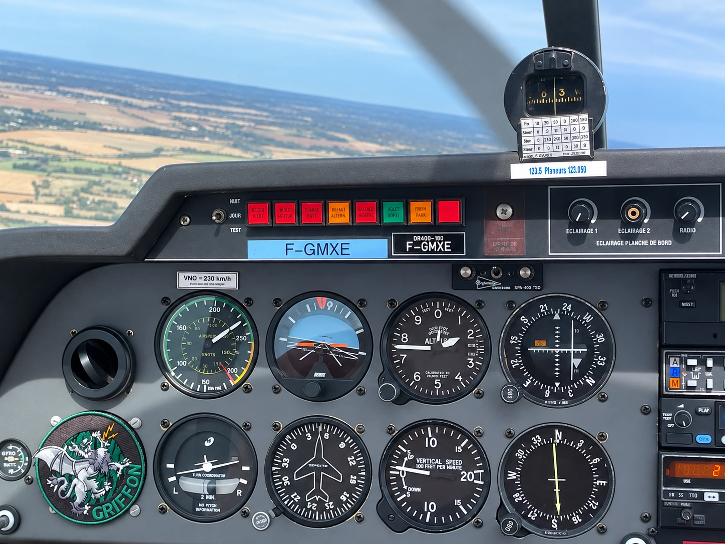 Robin DR 400 F-GMXE
